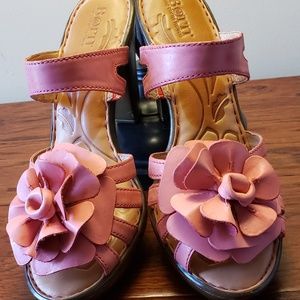 Born Flower sandals in Red or White.
